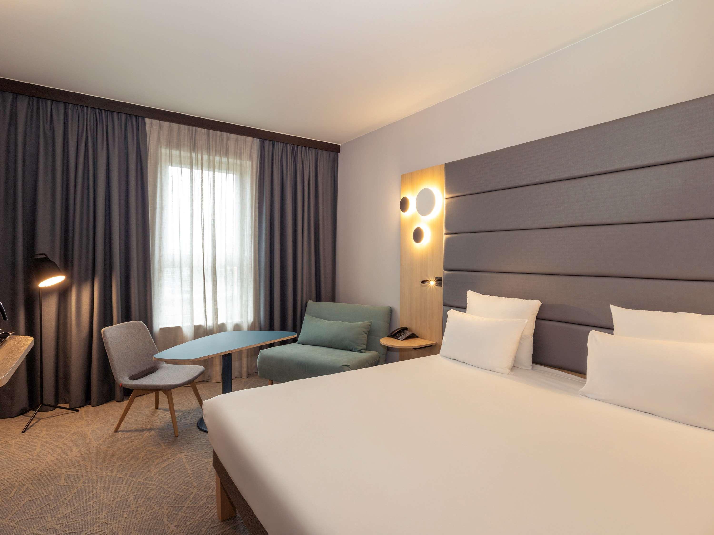 Novotel Brussels Centre Midi Saint-Gilles Bagian luar foto