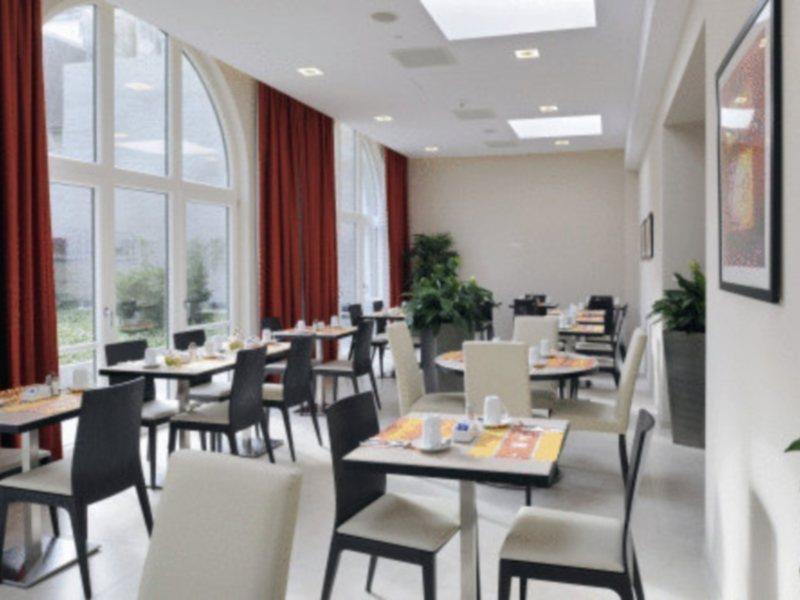 Novotel Brussels Centre Midi Saint-Gilles Bagian luar foto